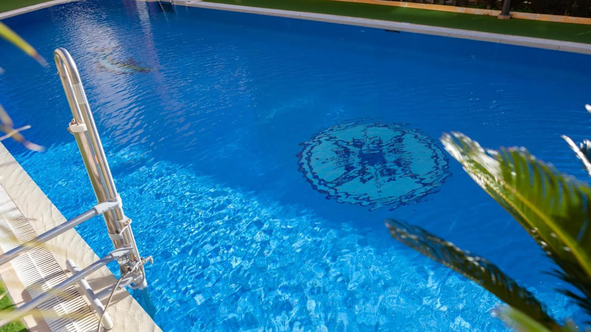 Apartamentos Mediterráneo Real Fuengirola 0*,