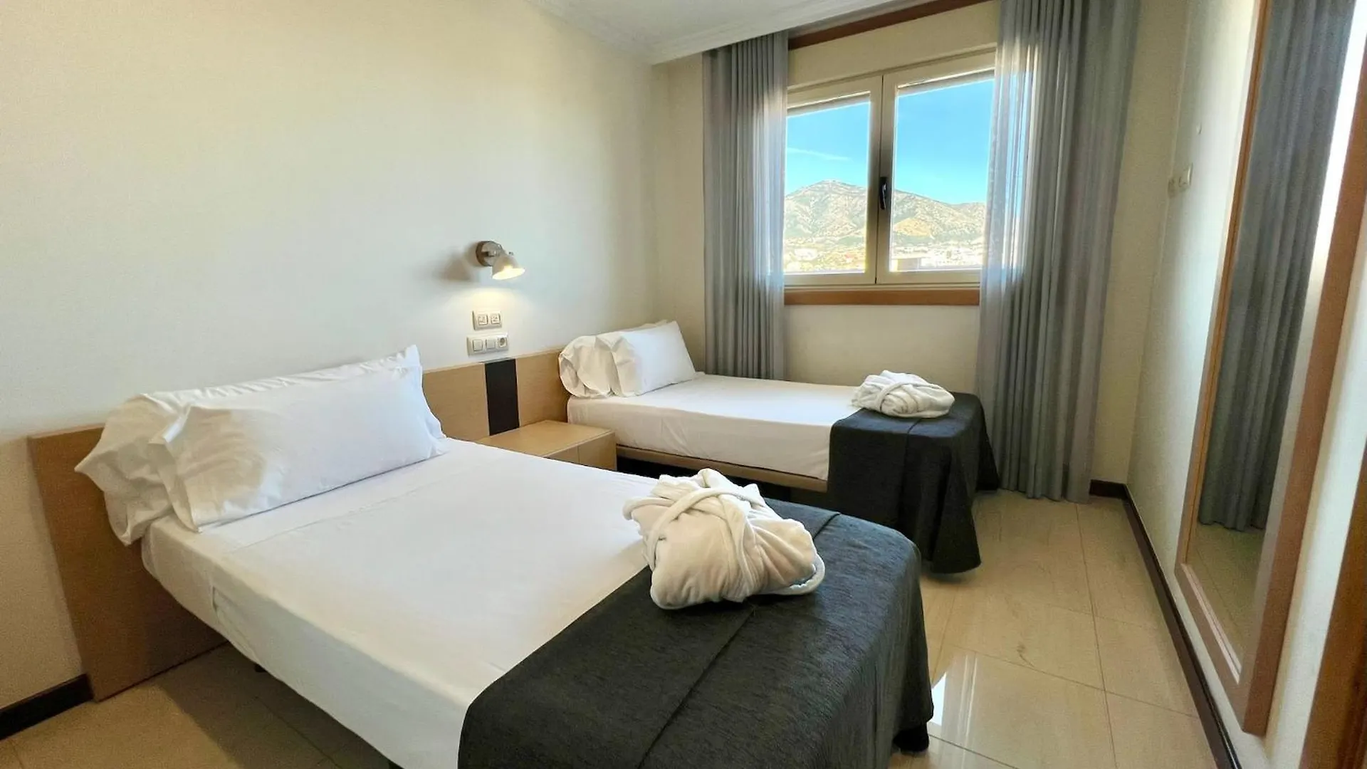 Apartamentos Mediterráneo Real Fuengirola 0*,